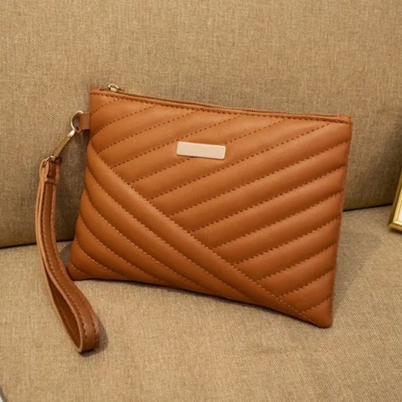 Faux Leather Solid Color Zipper Wallet with Handle - Picture 3 of 5